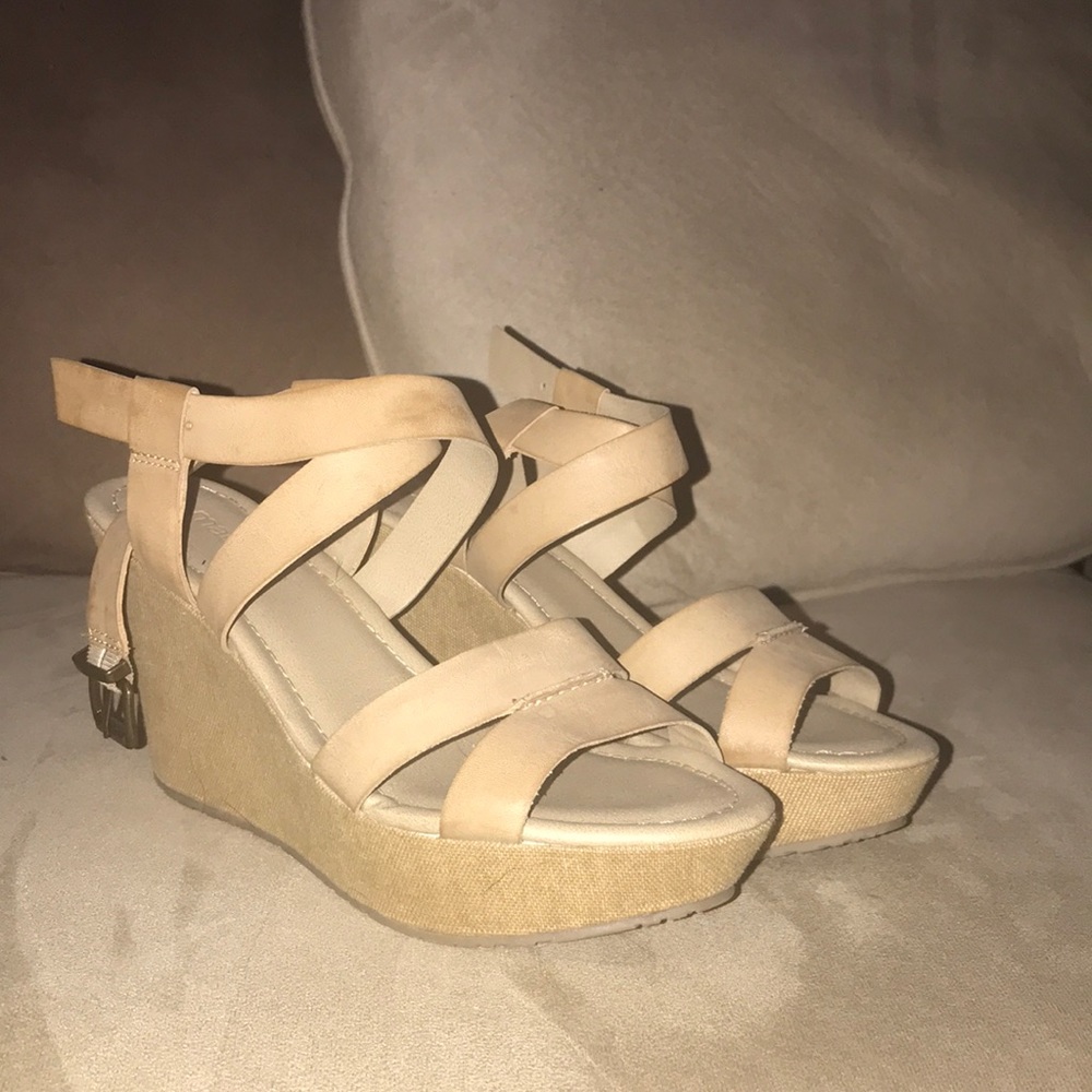 Summer Wedge